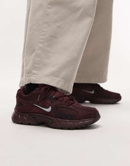 Nike V5 Rnr sneakers in burgundy, 5 of 5
