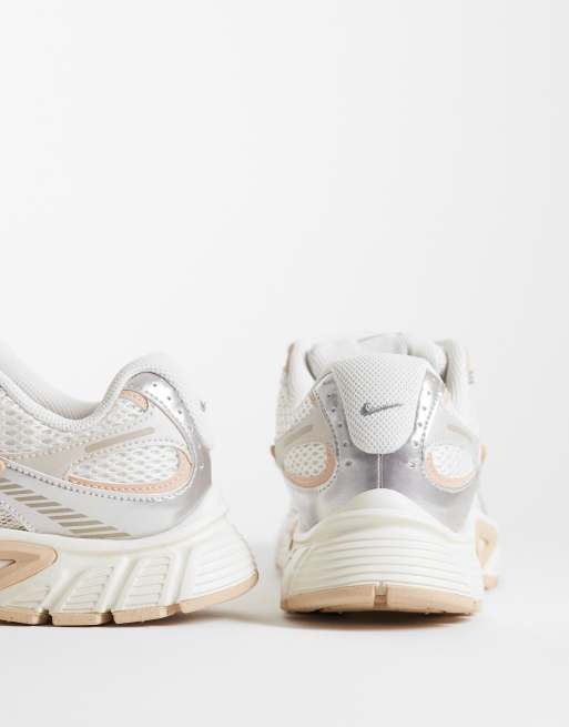 Nike V5 RNR sneakers in off white , 2 of 5