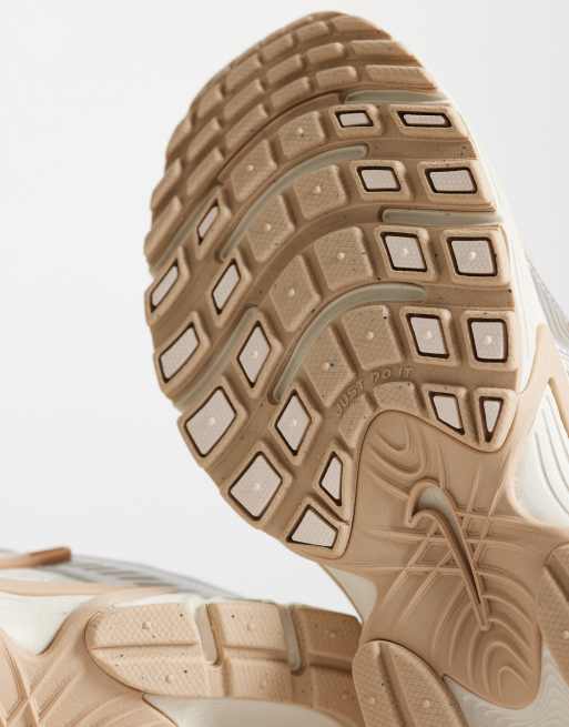 Nike V5 RNR sneakers in off white , 4 of 5