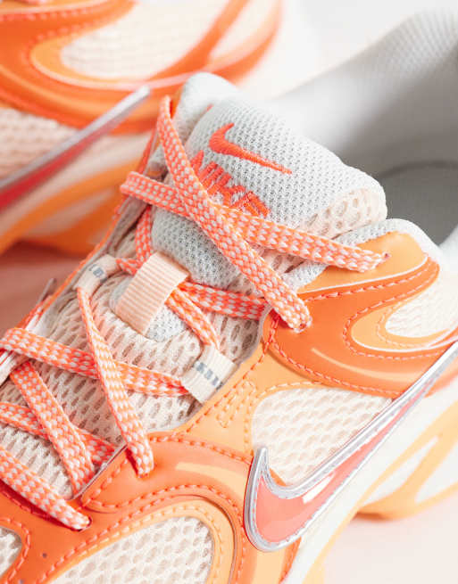 Nike V5 RNR sneakers in orange and pink, 3 of 5
