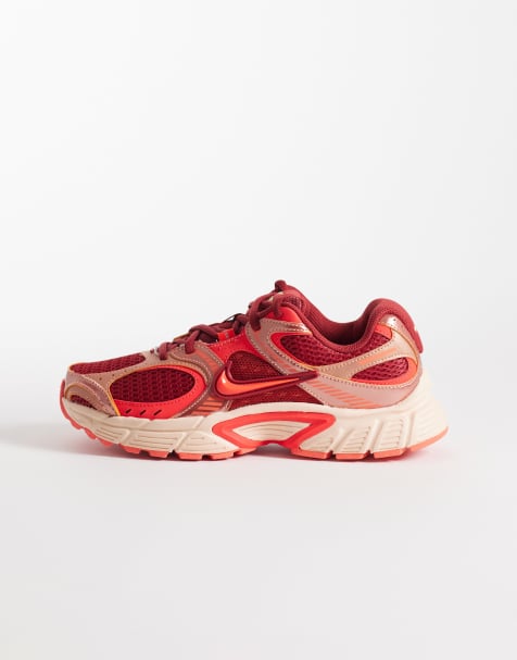 Nike V5 RNR sneakers in pink and red - view 1