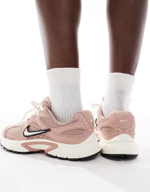 Nike V5 RNR sneakers in pink & ivory , 3 of 5