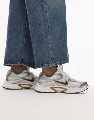 Nike V5 Rnr Sneakers
