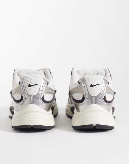 Nike V5 RNR sneakers with metallic detail in white and brown, 2 of 5