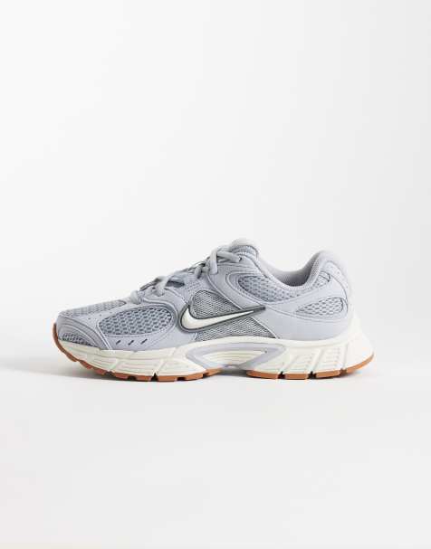 Nike V5 RNR sneakers with suede detail in light blue - view 1