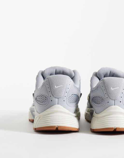 Nike V5 RNR sneakers with suede detail in light blue, 4 of 5