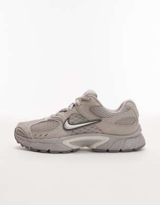 Nike V5 Rnr Suede Sneakers In Gray | ModeSens