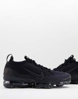 what type of shoes are vapormax