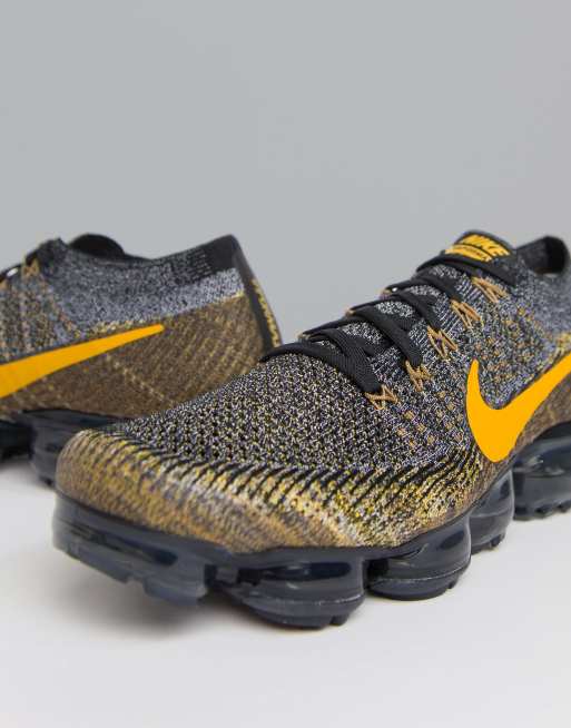 Nike store bumblebee vapormax