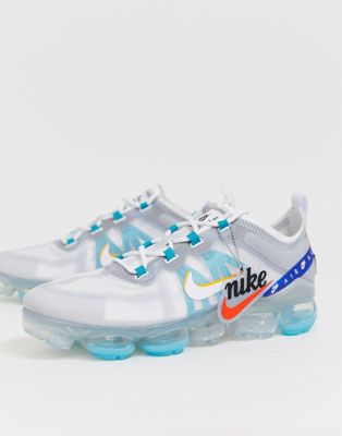 Nike Vapormax trainers in white | ASOS