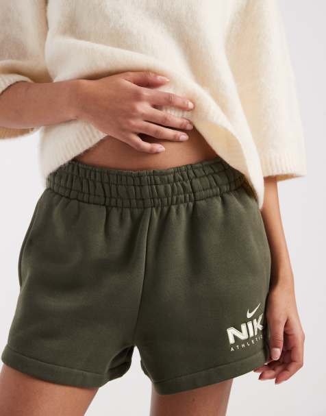 Nike – Varsity – Kakifärgade fleeceshorts - view 1