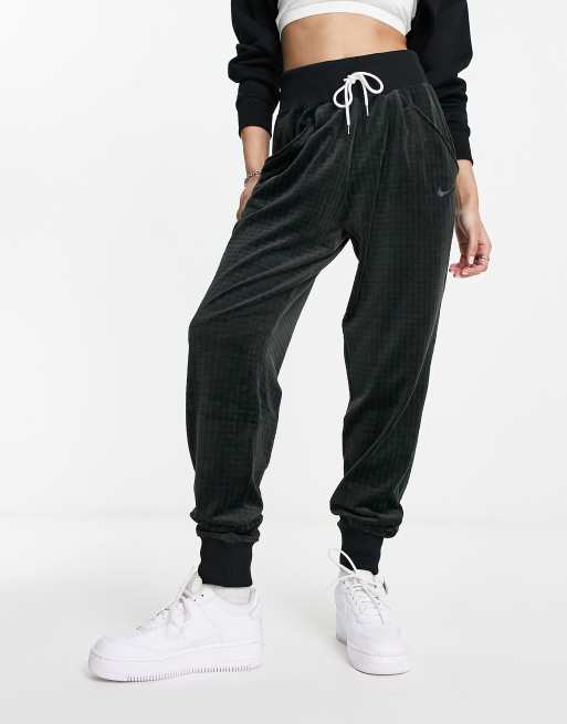 Nike store velvet pants