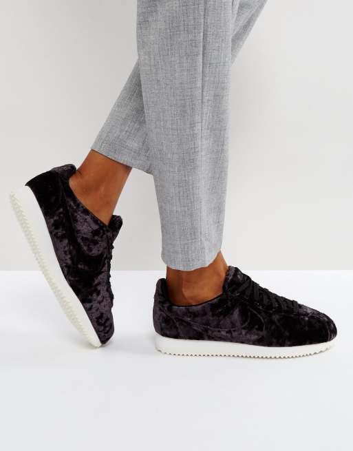 Nike Velvet Cortez Trainers In Black