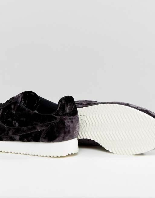 Nike classic 2025 cortez velvet noir