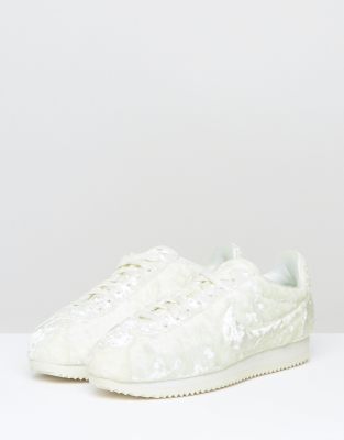 nike cortez velour