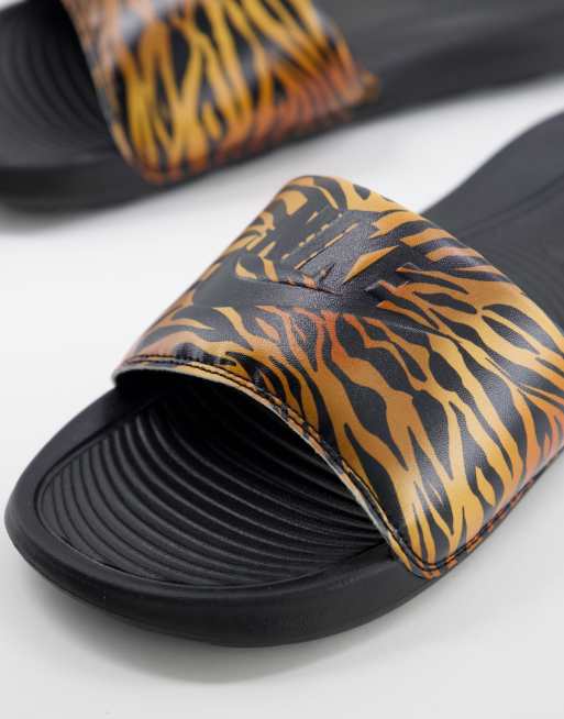 Animal print nike slides hot sale