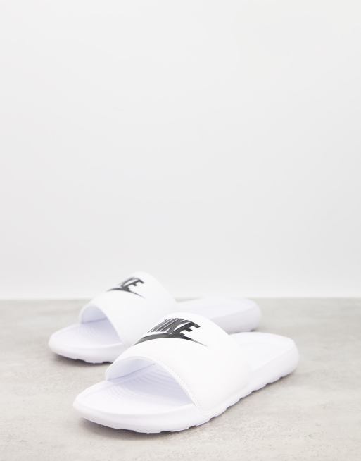 Nike - Victori One - Hvide sliders, 2 af 4