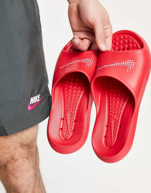 Nike shop slides shower