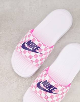 Nike Victori One Slides In White And Pink In White