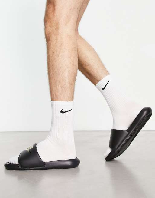 Nike - Victori One - Sorte sliders med rosaguldfarvet logo, 4 af 4