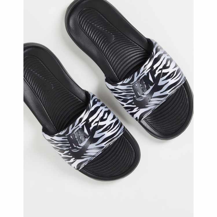 White and silver outlet nike slides