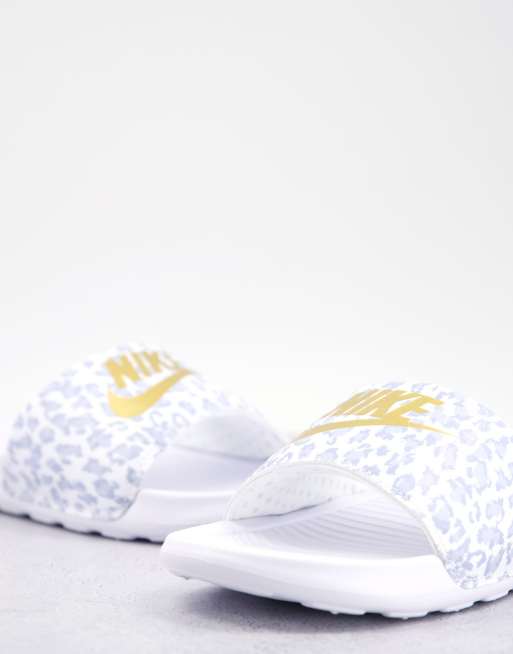 Nike leopard online sliders