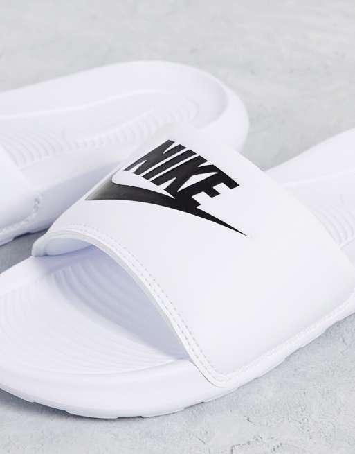 Womens white nike outlet sliders