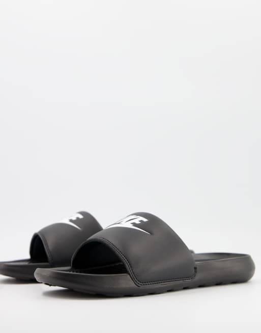 Nike – Victory One – Slider in Schwarz, 2 von 4