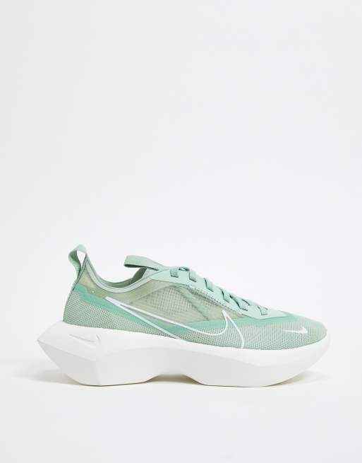 Nike Vista Lite sneakers in soft green