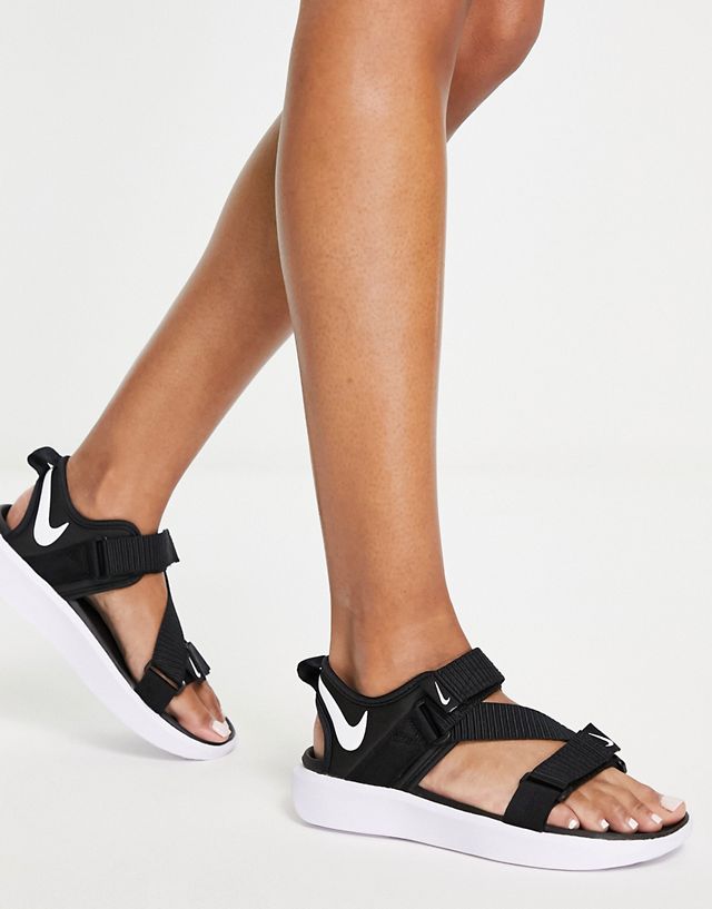 Nike Vista sandals in black