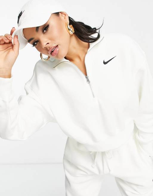 Nike – Vit sweatshirt med kvartslång dragkedja och liten swoosh-logga