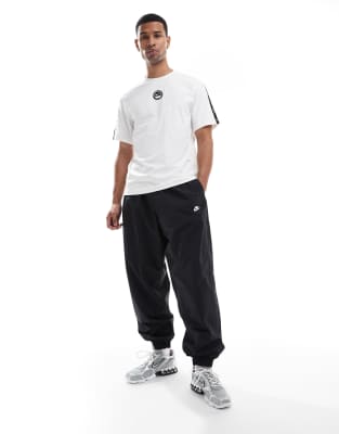 Nike – Vit t-shirt med korta ärmar - view 1