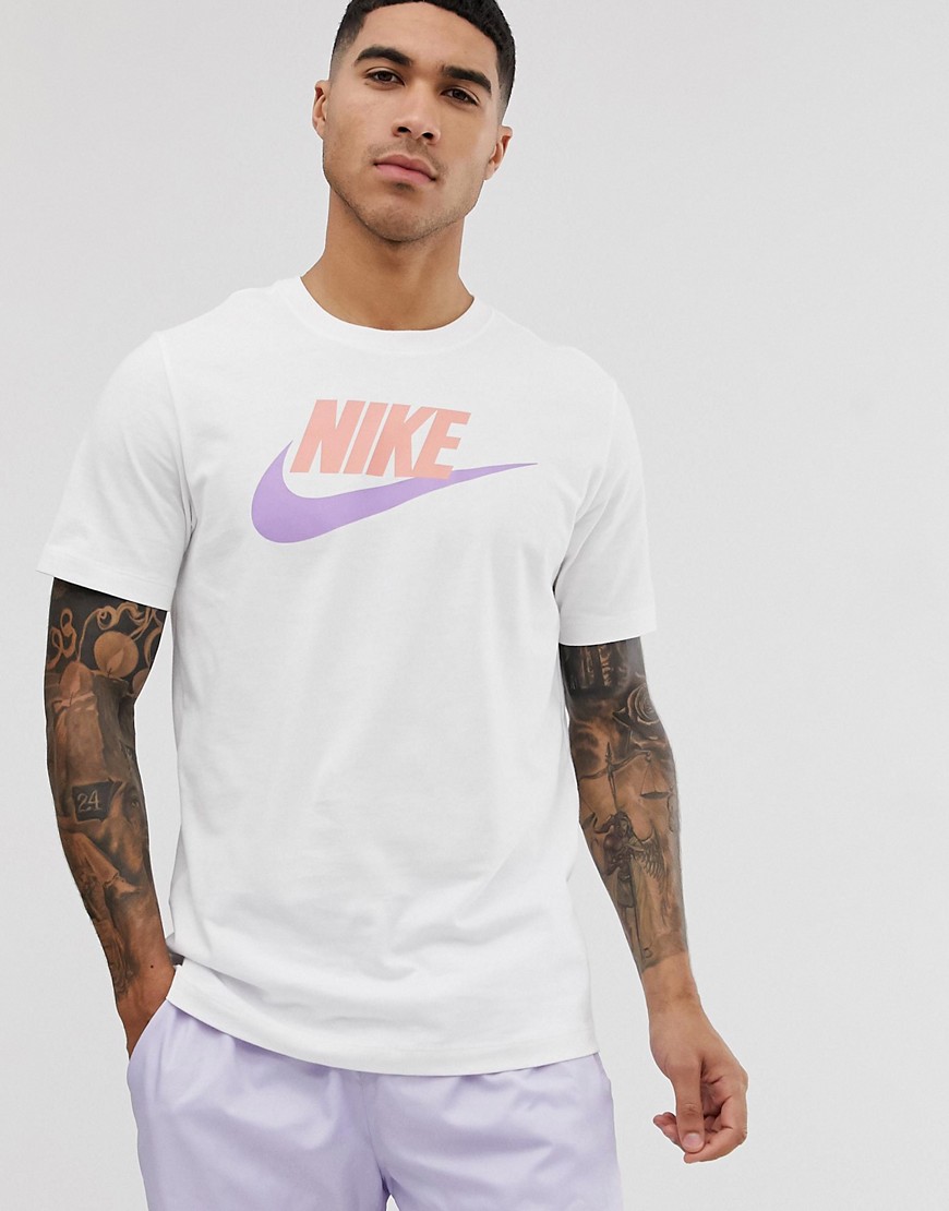Nike – Vit t-shirt med Swoosh-logga