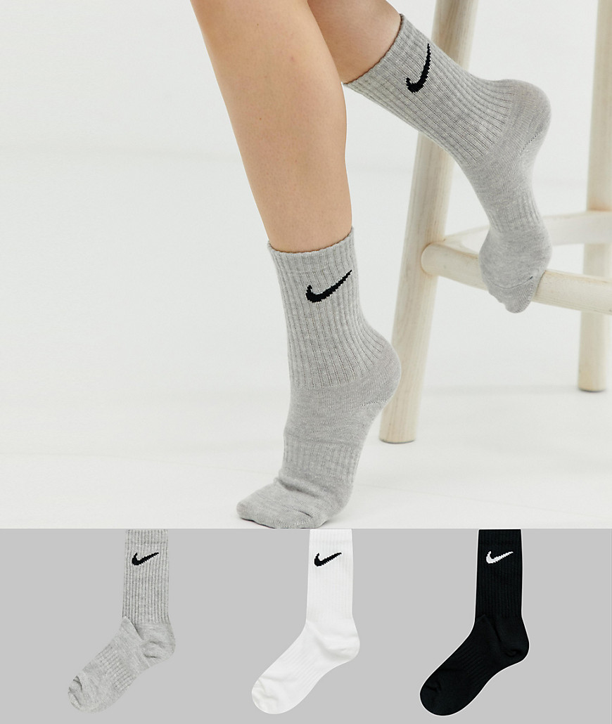 Nike – Vita, svarta och grå träningsstrumpor med swoosh-logga i 3-pack-Flerfärgad