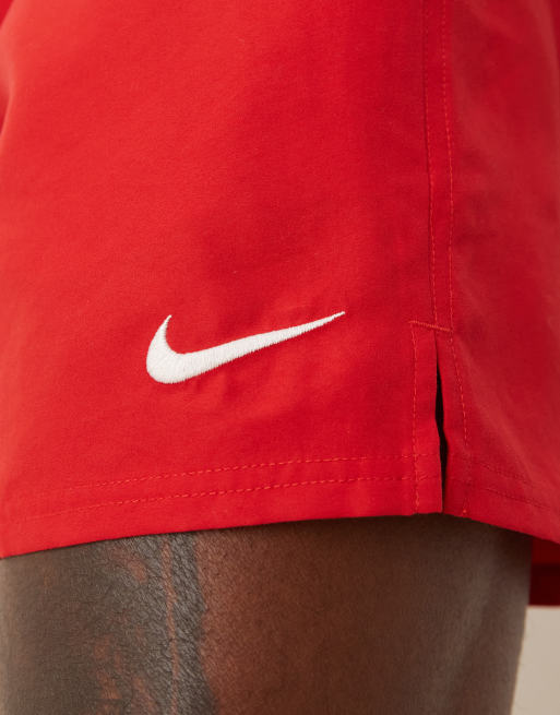 Nike – Volley-Badeshorts in Rot, 5 Zoll Schrittlänge, 2 von 4