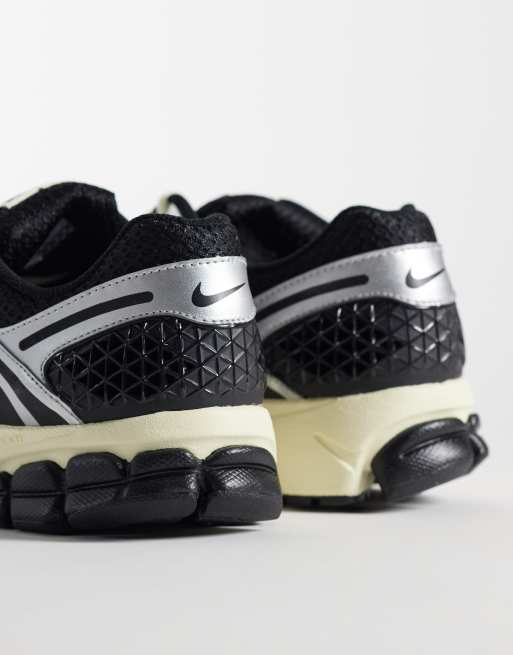 Nike – Vomero 5 – Czarno-szare buty sportowe, 3 z 5