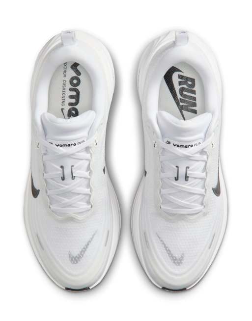 Nike Vomero Plus sneakers in white and metallic gray, 2 of 4