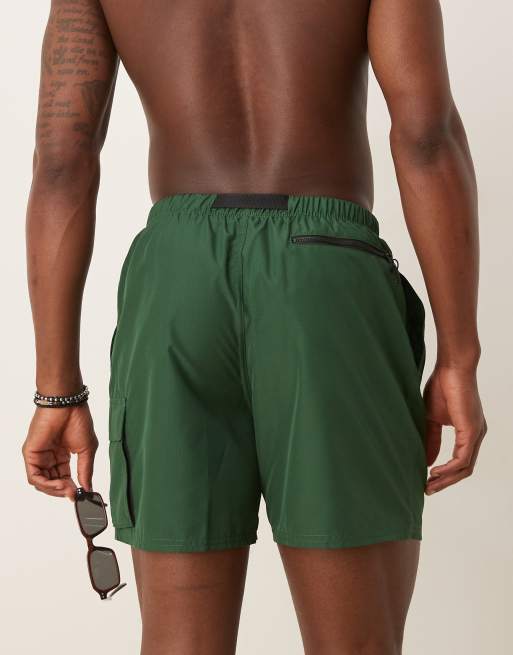 Nike Voyage 5" volley swim shorts in green, 3 of 4