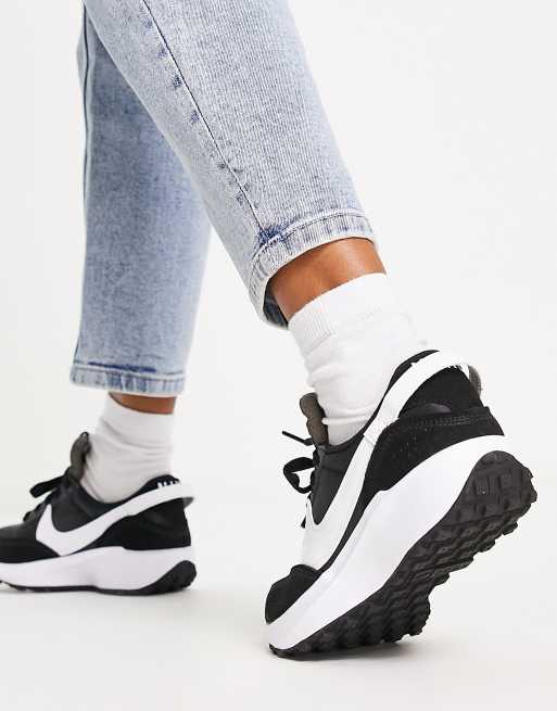 nike black and white womens