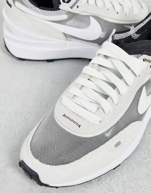 Nike - Waffle One - Mesh sneakers in wit en grijs, 4 van 4
