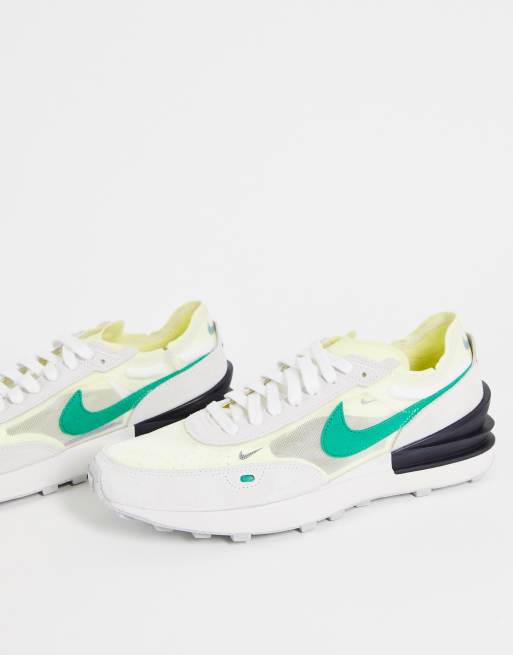 Nike - Waffle One - Sneakers in gebroken wit en groen
