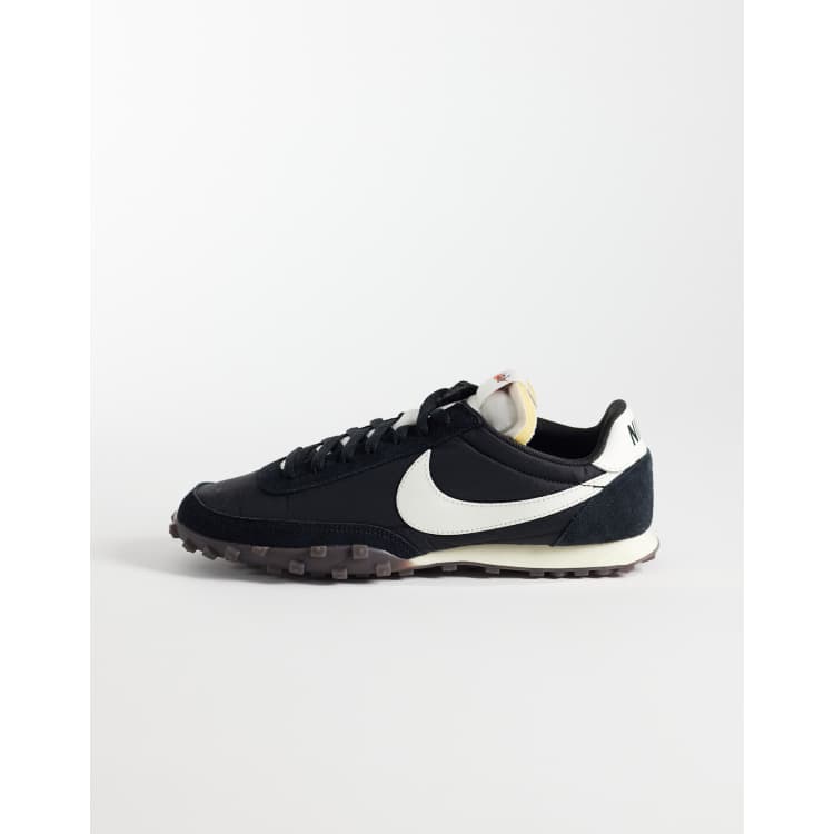 US 8.5 WMNS NIKE WAFFLE RACER BLACK WHITE 881183 001 2016 Used Sneakers Nike Waffle Racer main image 2