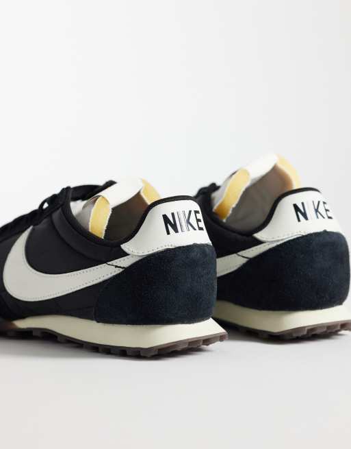 Nike – Waffle Racer – Svarta och vita träningsskor, 4 av 5