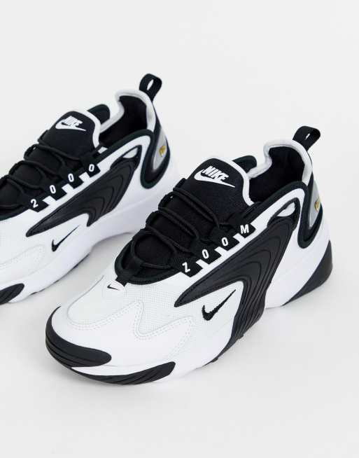 Zoom 2k sneakers outlet in white and black