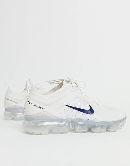 Nike White and Navy Vapormax world cup 2019 trainers