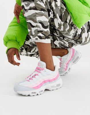 nike white and pink air max 95