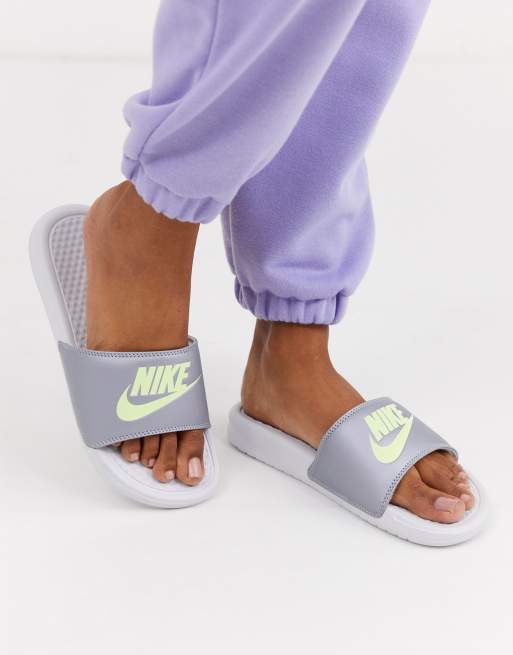 Asos clearance nike benassi