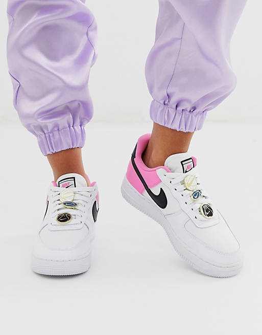 Nike White Pink And Black Basketball Badge Air Force 1 '07 Sneakers سعر ايفون ١١ برو ماكس