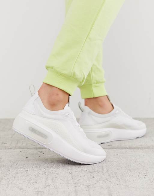 Air max store dia triple white