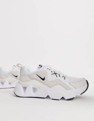 Nike white Ryz 365 trainers | ASOS